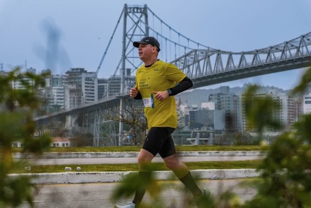 Airton correndo em Florianópolis